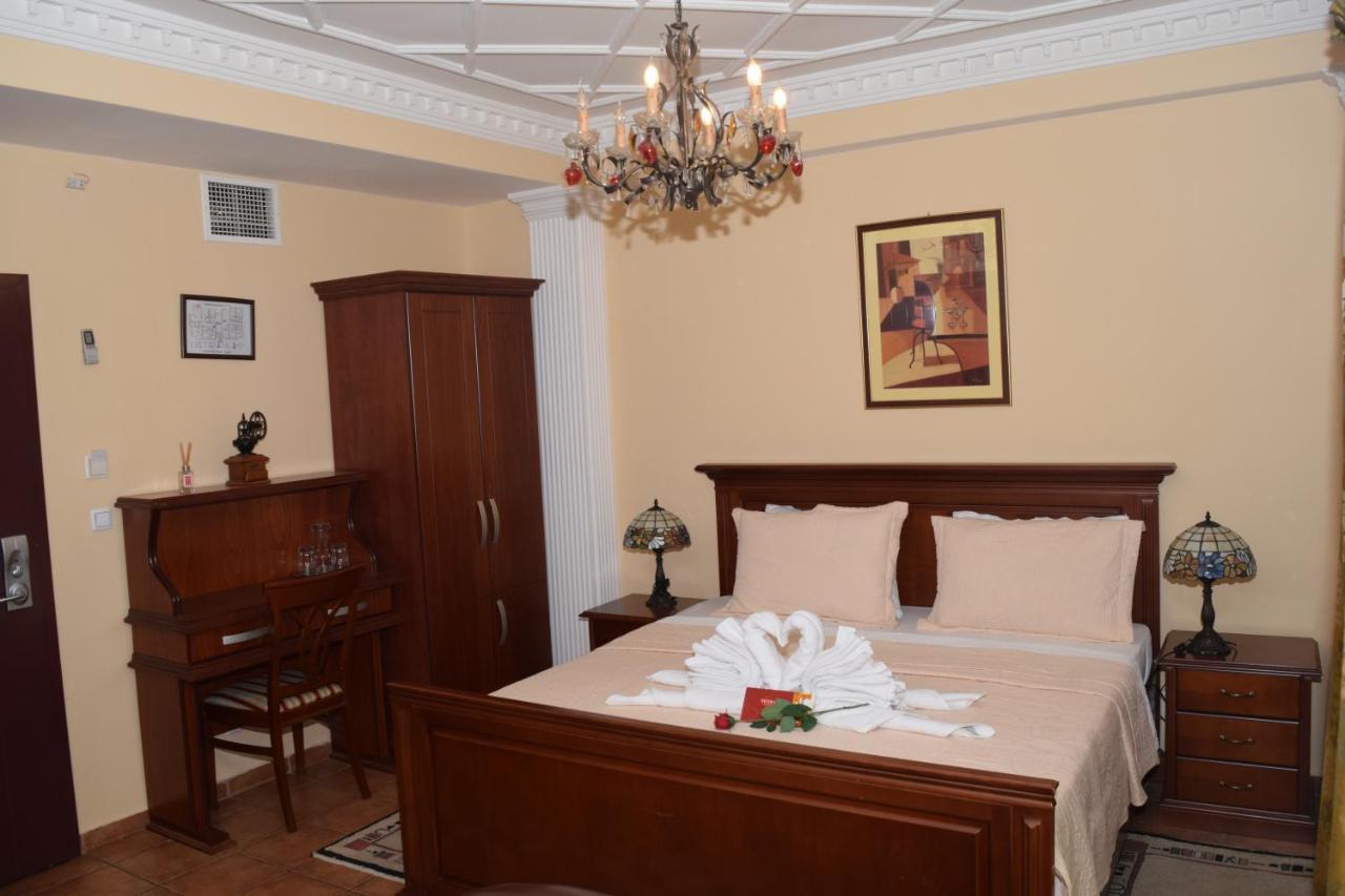 Hotel Tivoli Tetovo Exterior foto