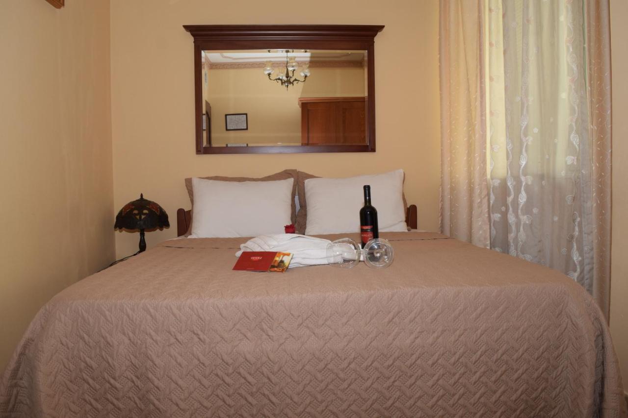 Hotel Tivoli Tetovo Exterior foto